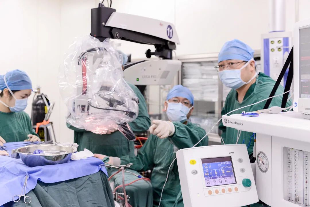 看顶尖脑科名医不再难！我院脑外科来了一位“精、准、稳 ”的神刀手